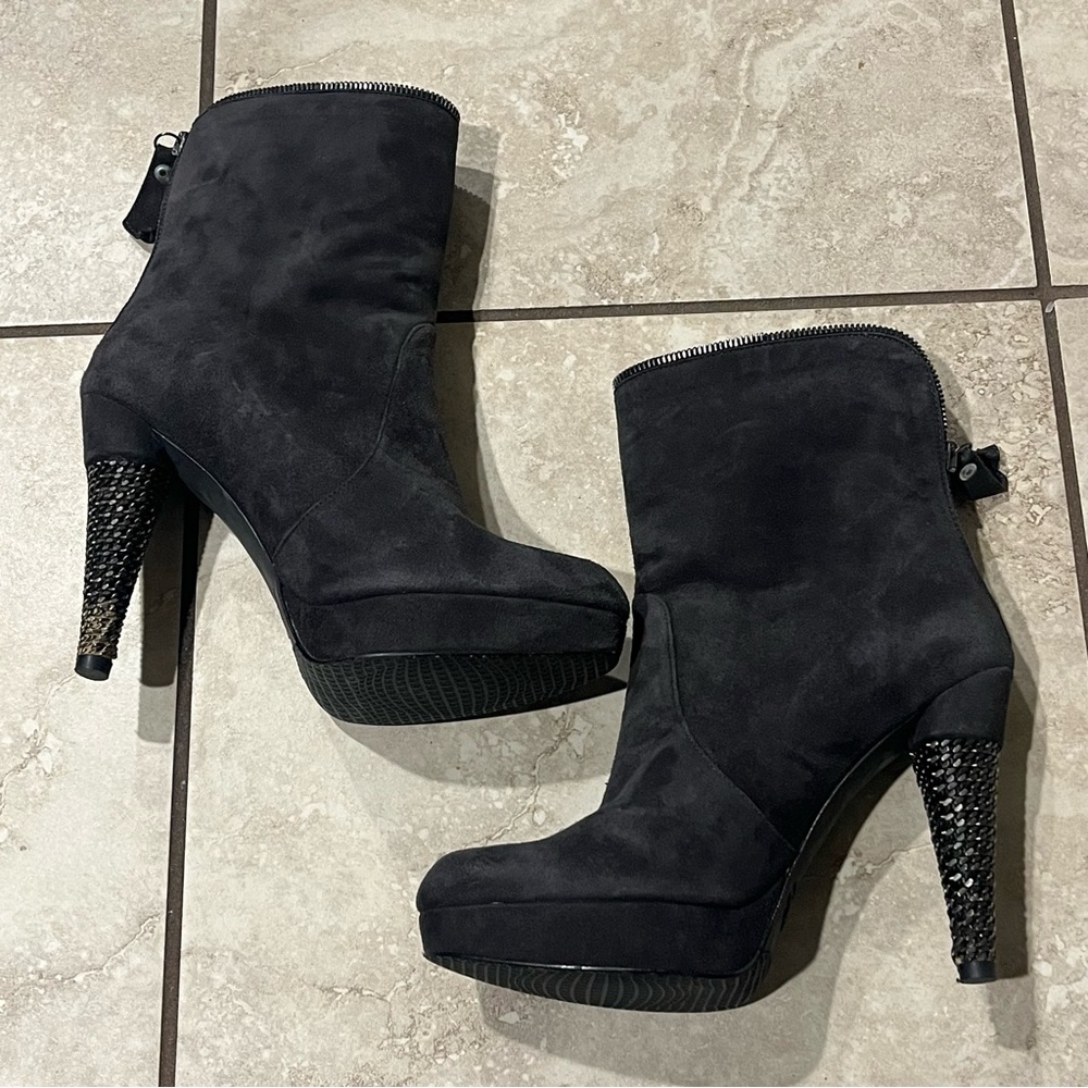 Stuart Weitzman Shoes Womens 6.5W 37 Black Suede Heel Ankle Boots Spain Designer